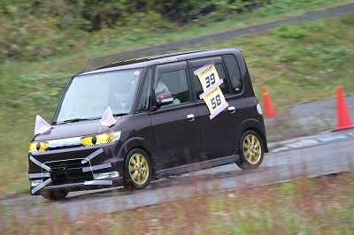 �t���[���s�@���̂P�R