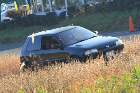 �t���[���s